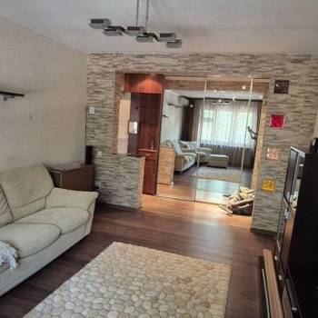 Сдается Многокомнатная квартира, 61 м²