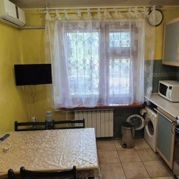 Сдается Многокомнатная квартира, 61 м²