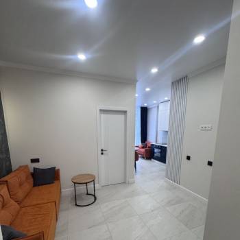 Продается 1-комнатная квартира, 35 м²