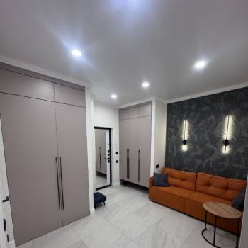 Продается 1-комнатная квартира, 35 м²