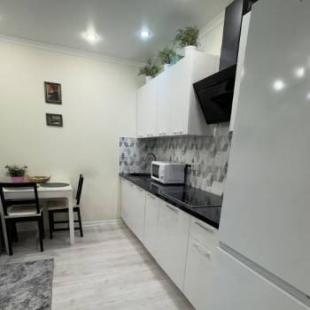Сдается 1-комнатная квартира, 46 м²