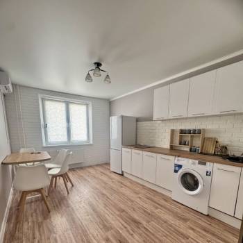 Сдается 2-х комнатная квартира, 61 м²