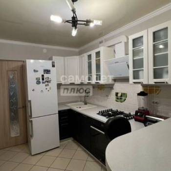 Продается 1-комнатная квартира, 45,6 м²