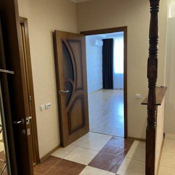 Сдается 1-комнатная квартира, 52 м²