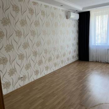 Сдается 1-комнатная квартира, 52 м²