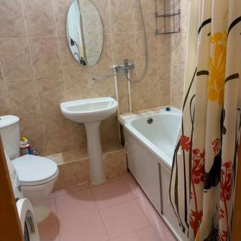 Сдается 1-комнатная квартира, 38 м²