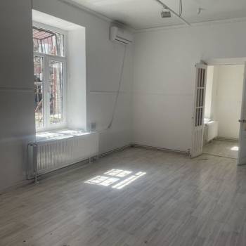 Сдается Нежилое помещение, 81,7 м²