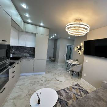 Сдается 2-х комнатная квартира, 65 м²
