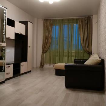Сдается 1-комнатная квартира, 40 м²