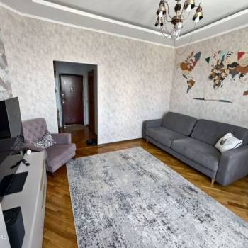 Продается 1-комнатная квартира, 35 м²