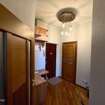 Продается 1-комнатная квартира, 35 м²
