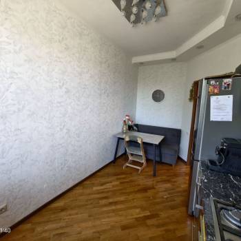 Продается 1-комнатная квартира, 35 м²