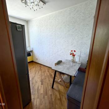 Продается 1-комнатная квартира, 35 м²