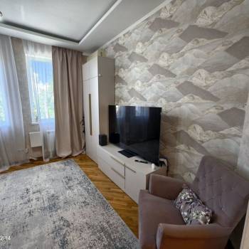 Продается 1-комнатная квартира, 35 м²