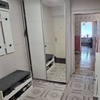 Продается Многокомнатная квартира, 59,5 м²