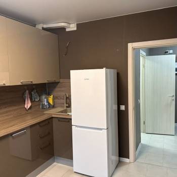 Продается 1-комнатная квартира, 37,3 м²
