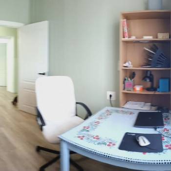 Продается Многокомнатная квартира, 68 м²