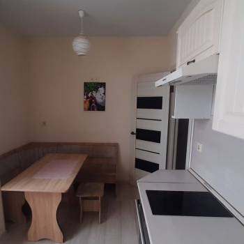 Сдается 1-комнатная квартира, 39 м²