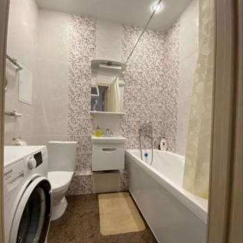 Сдается 1-комнатная квартира, 43 м²