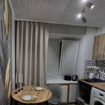 Сдается 1-комнатная квартира, 37 м²