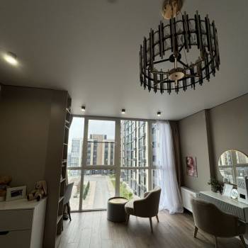 Продается 1-комнатная квартира, 49 м²