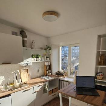 Сдается 1-комнатная квартира, 42 м²