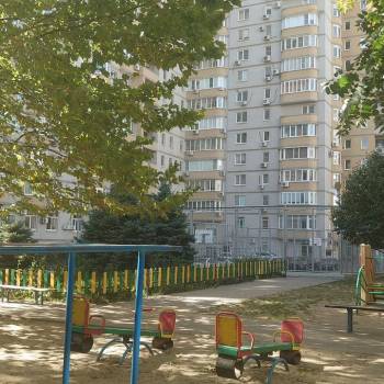 Сдается Многокомнатная квартира, 100 м²