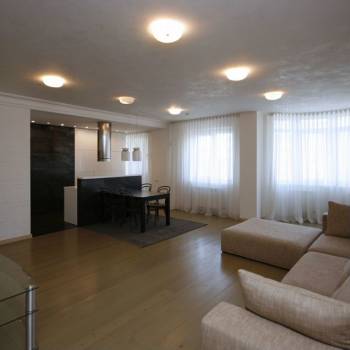 Сдается Многокомнатная квартира, 100 м²
