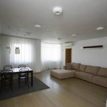 Сдается Многокомнатная квартира, 100 м²