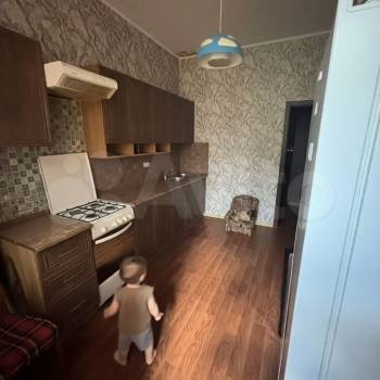 Продается 1-комнатная квартира, 61,9 м²