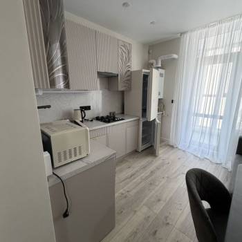 Сдается 1-комнатная квартира, 40 м²