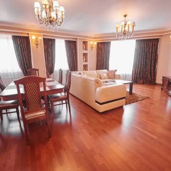 Сдается Многокомнатная квартира, 140 м²