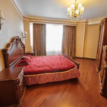 Сдается Многокомнатная квартира, 140 м²