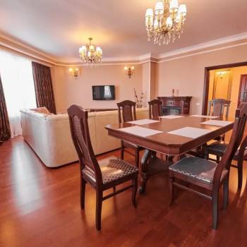 Сдается Многокомнатная квартира, 140 м²