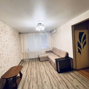 Сдается 1-комнатная квартира, 32 м²