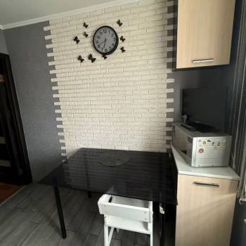 Сдается 1-комнатная квартира, 54 м²