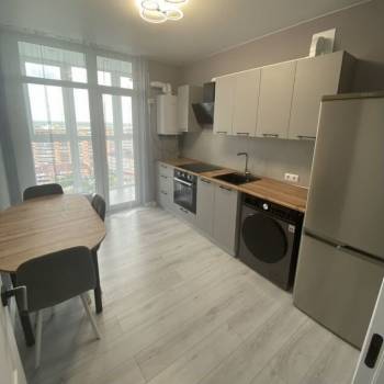Сдается 1-комнатная квартира, 37 м²