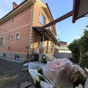 Продается Дом, 235 м²