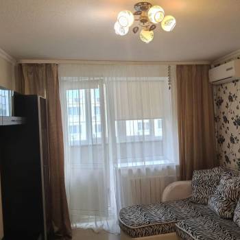 Сдается 1-комнатная квартира, 42 м²