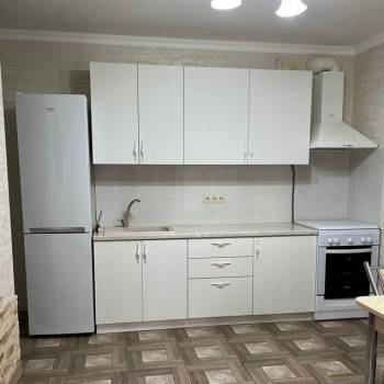 Сдается 1-комнатная квартира, 38 м²