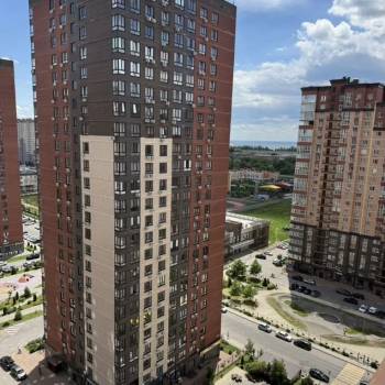Продается 1-комнатная квартира, 36 м²