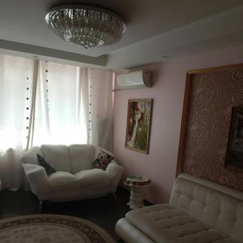 Сдается 1-комнатная квартира, 46 м²
