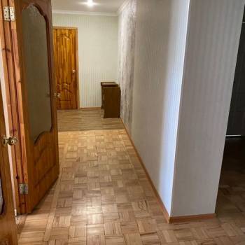 Продается Многокомнатная квартира, 80 м²