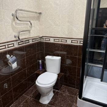 Сдается 2-х комнатная квартира, 77 м²