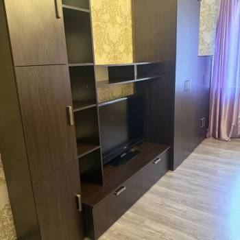Сдается 2-х комнатная квартира, 77 м²