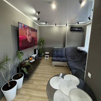 Продается 2-х комнатная квартира, 61 м²