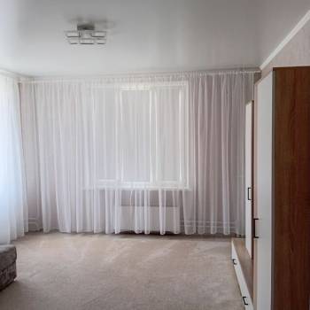Продается 1-комнатная квартира, 41 м²