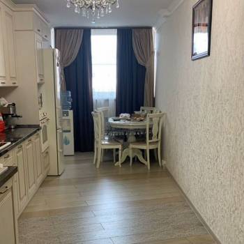 Продается 3-х комнатная квартира, 95 м²