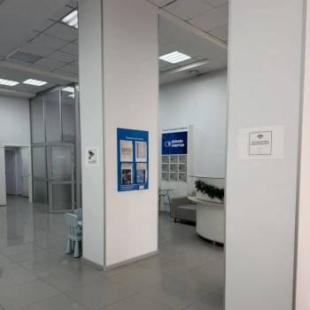Сдается Нежилое помещение, 240 м²
