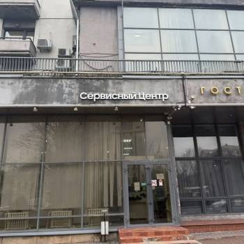 Сдается Нежилое помещение, 240 м²